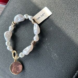 Pearl and Goldtone Bracelet